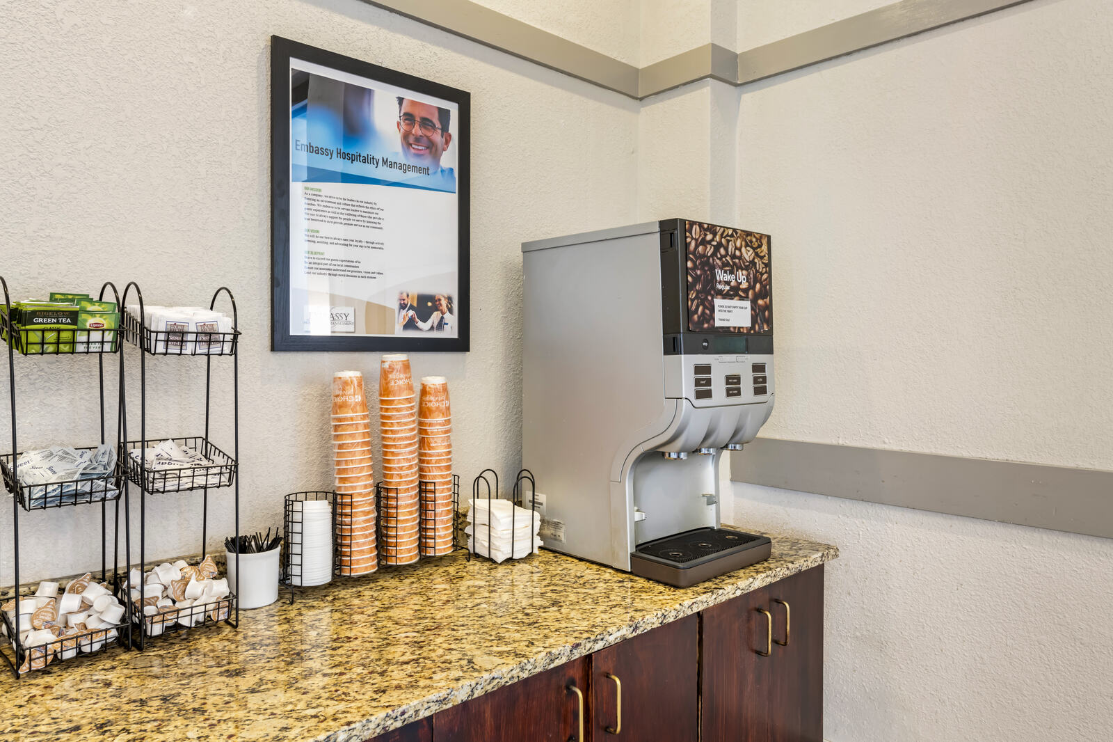 Free hot breakfast — points package