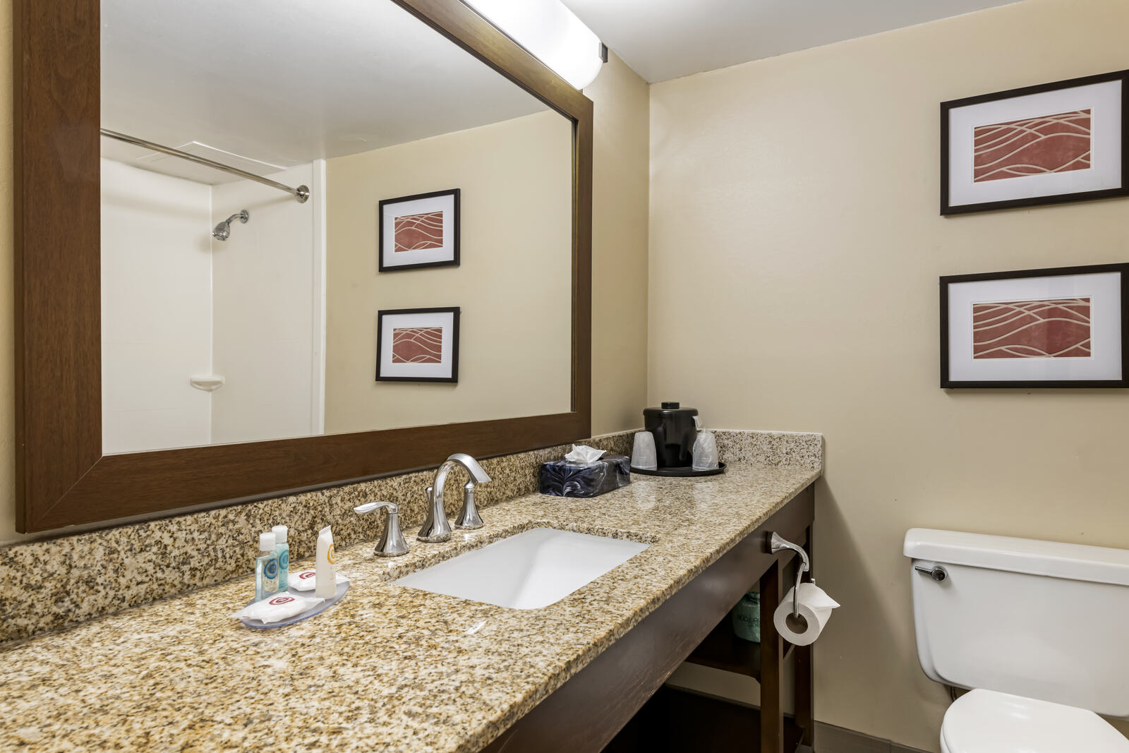 King room amenities